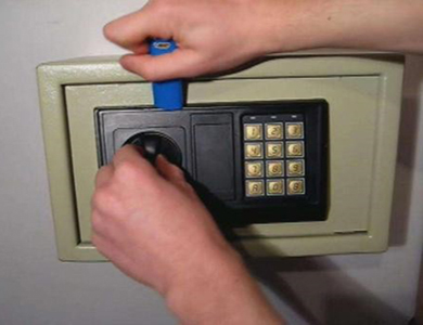 新都24小时上门开锁公司