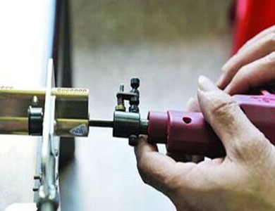 新都24小时上门开锁公司