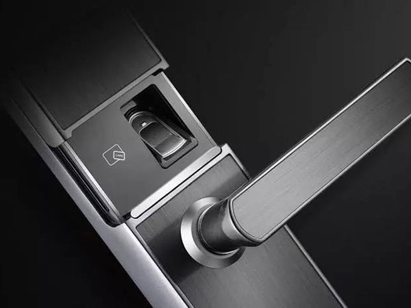 新都24小时上门开锁公司